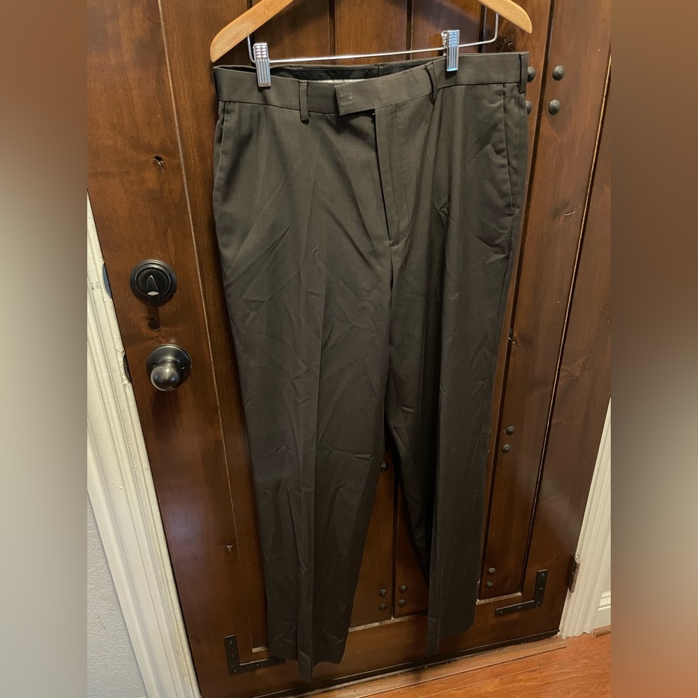 Perry Ellis Men’s Dress Pants